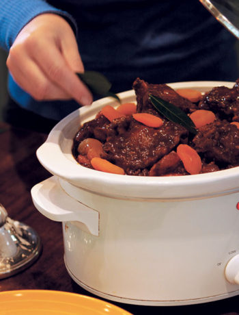 Oxtail pot roast with apricots and port