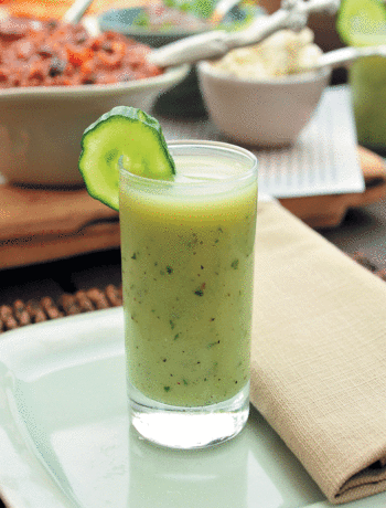 Chilled cucumber, mint, yoghurt and apple soup recipe
