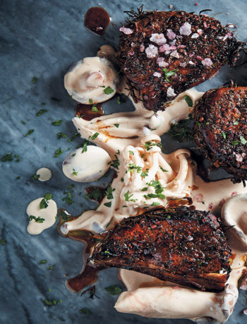 Fillet on the bone with whisky-cream mushrooms recipe
