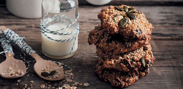 Oat-and-cranberry-crunch-cookies