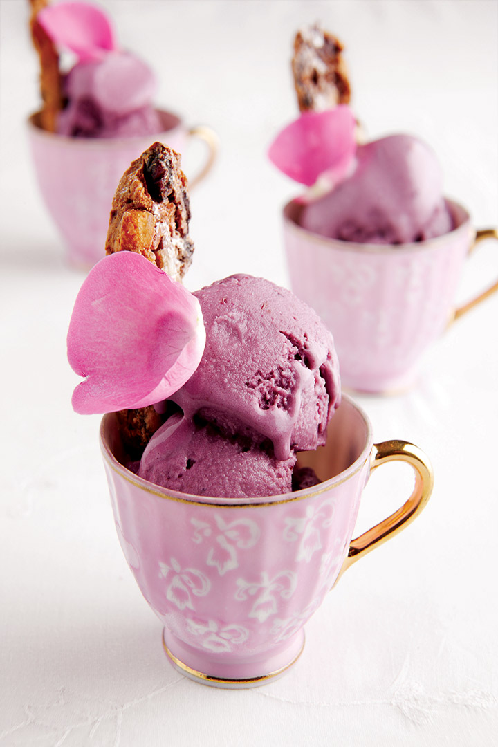 Berry ice cream serve with spiced biscotti recipe