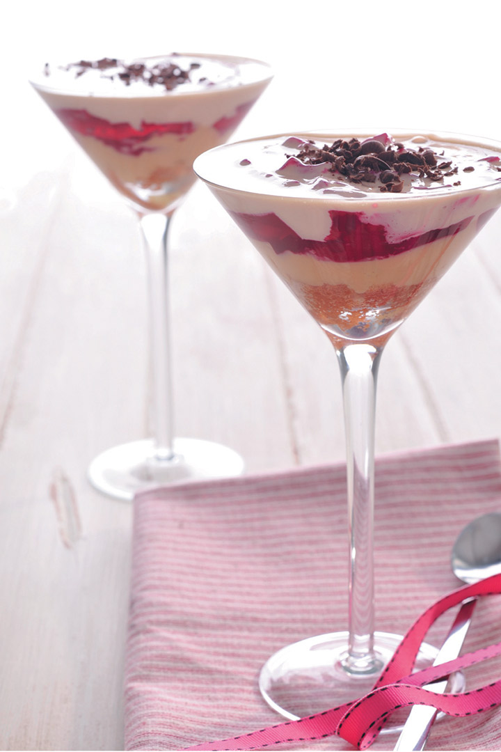 Festive strawberry trifle recipe