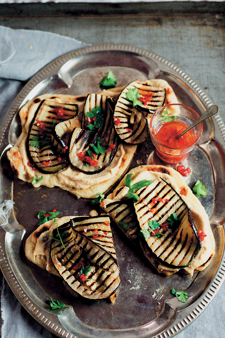 Naan-with-grilled-aubergine,-hummus-and-chilli-dressing