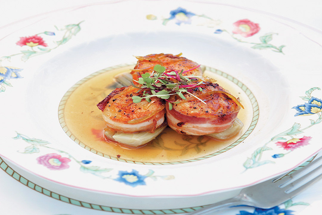 Roasted scallops wrapped in pancetta with citrus sauce recipe