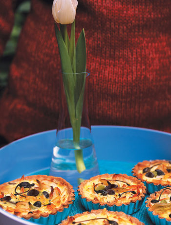 Snoek, caperberry and olive quiches recipe