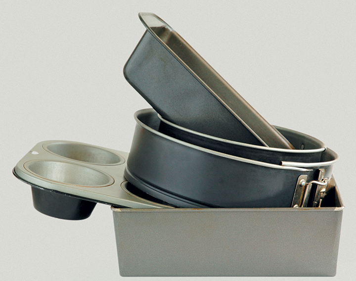 How to build up a cake tin collection