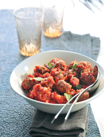 Meatballs with tomato sauce recipe
