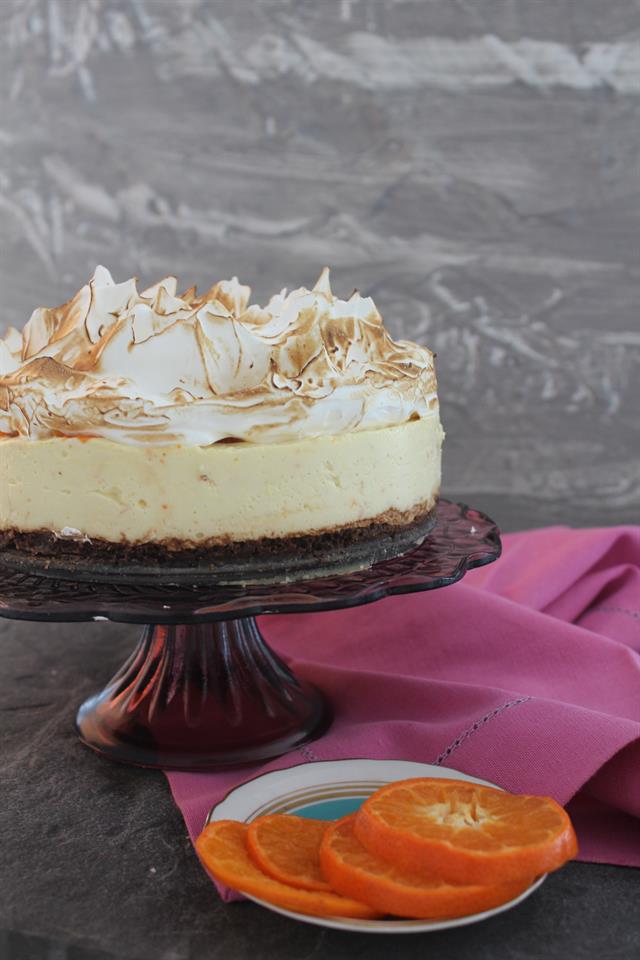 Zesty ClemenGold cheesecake