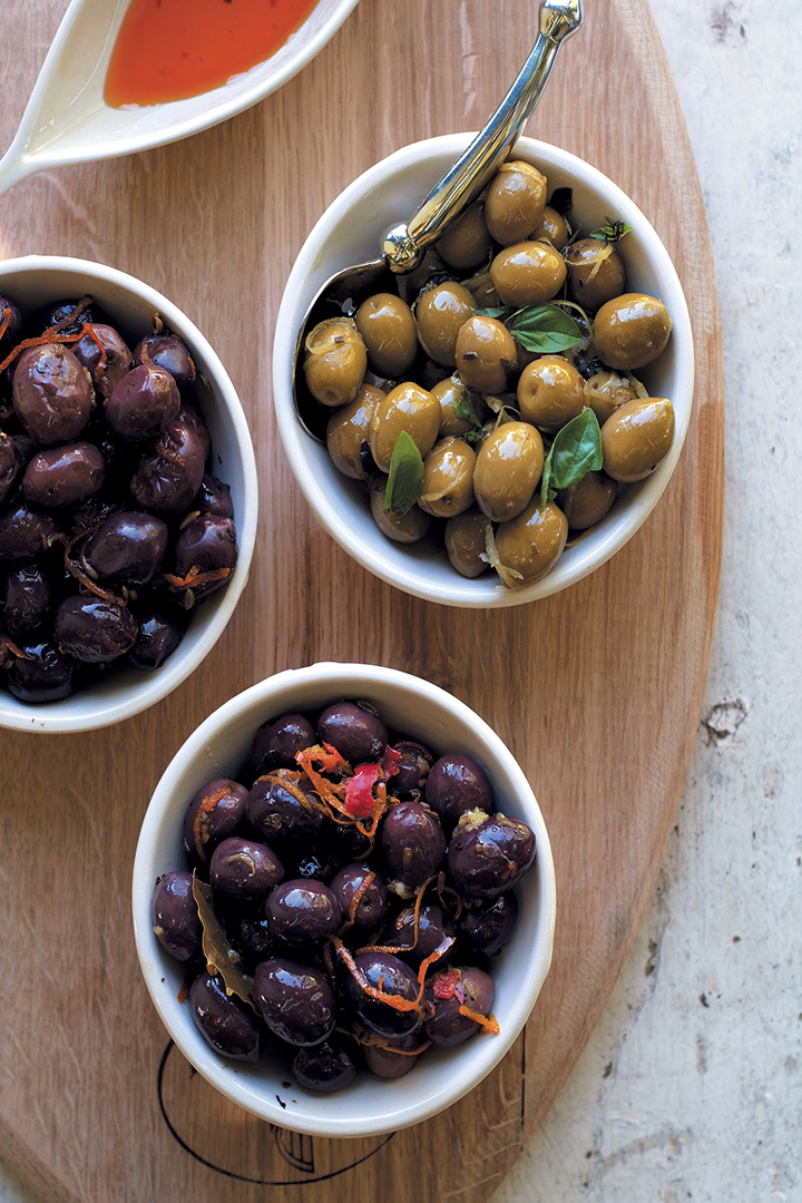 Marinated olives recipe