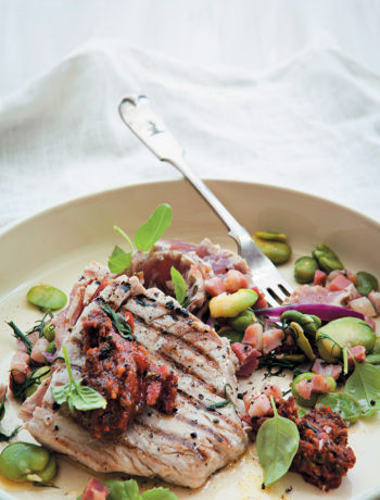 Seared tuna with buttered broad beans, pancetta, dill and sundried tomato tapenade recipe