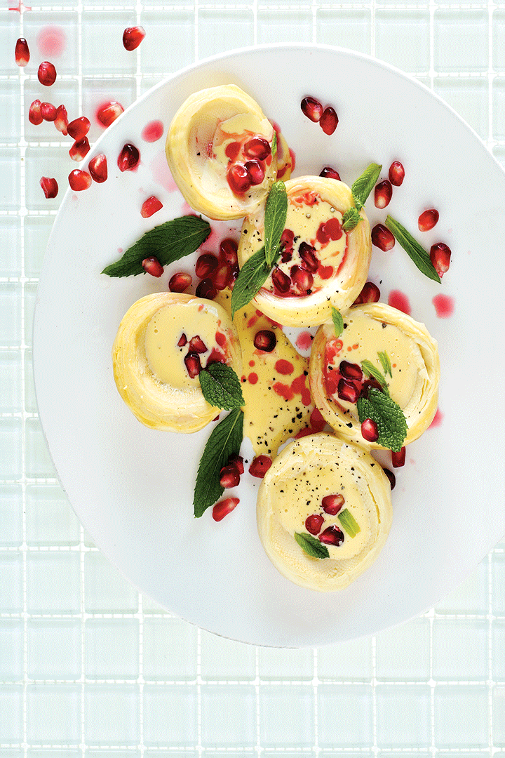 Artichoke hearts with hollandaise and mint recipe