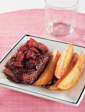 Duck breast with pomegranate and cranberry sauce recipe