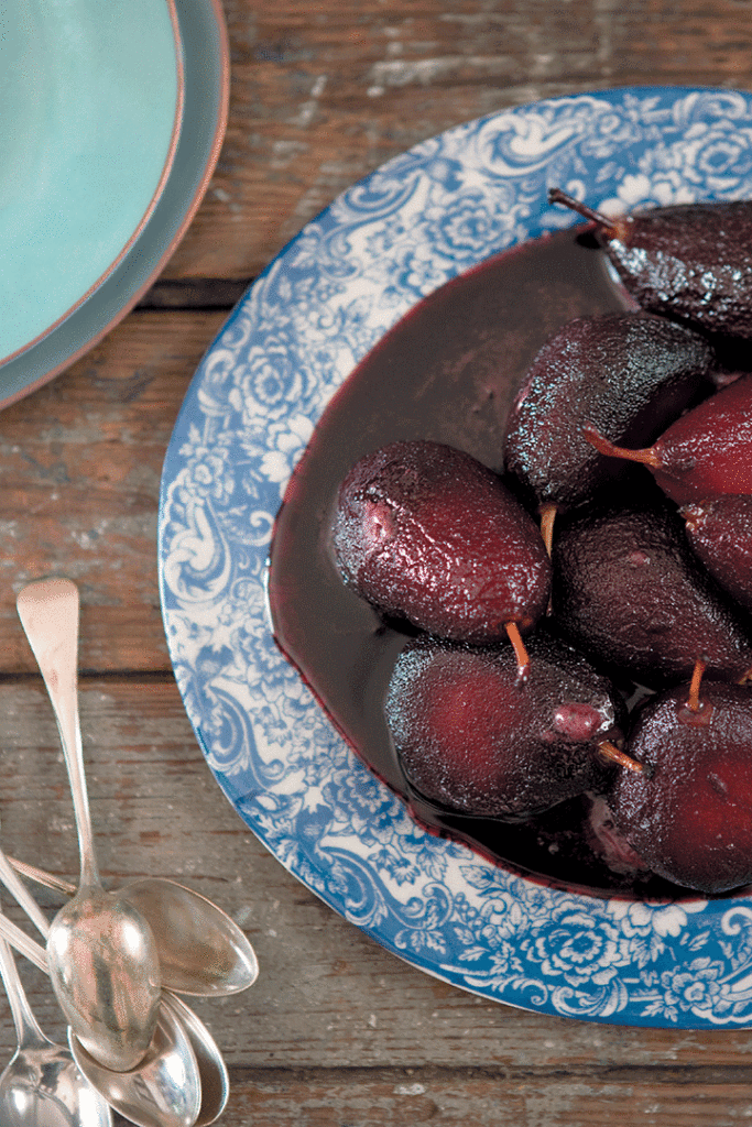 Pears in red wine and honey recipe