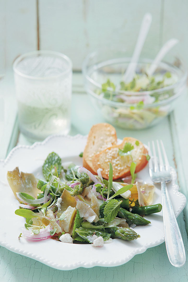 Artichoke, asparagus and ricotta salad with red onion dressing recipe