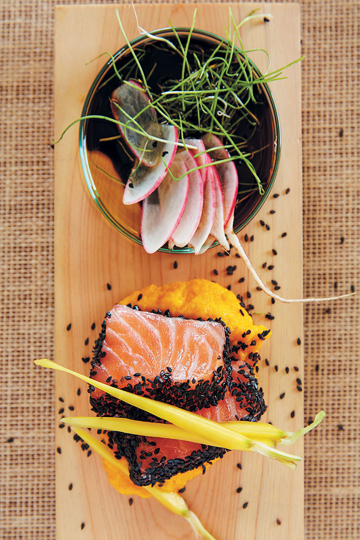 Black sesame salmon sashimi with carrot purée recipe