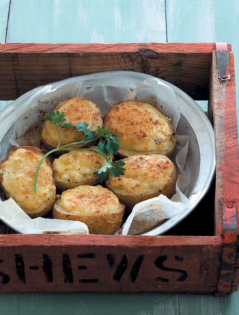 Blue cheese and garlic jacket potatoes recipe