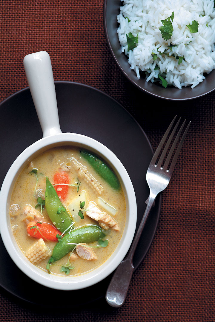Ginger, lemon grass and coconut chicken curry recipe