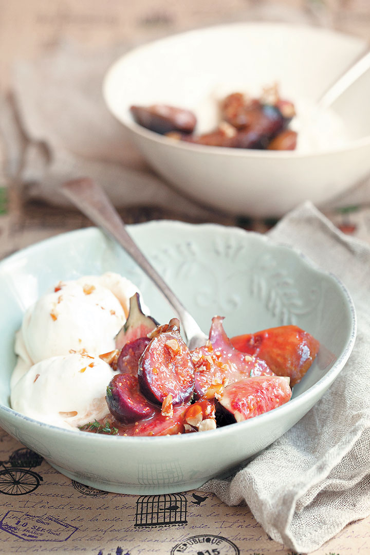 Honey and thyme caramelised figs recipe