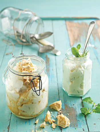 Honeycomb and cashew nut flavoured cream recipe