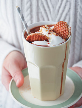 Kahlua and chocolate shake with stroopwafels recipe