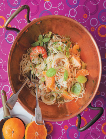 Linguine with mandarin, chilli and lobster sauce recipe