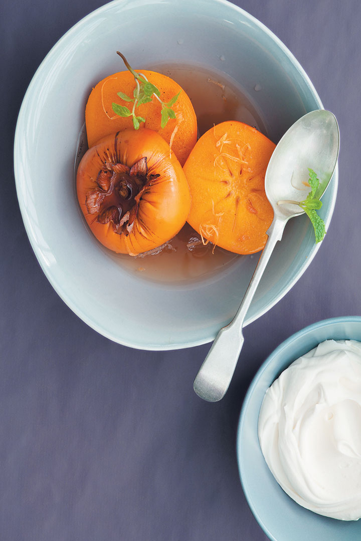 Persimmons in vanilla and grapefruit syrup with white chocolate whipped cream recipe