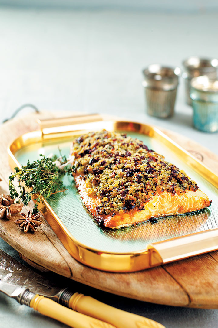 Salmon with a cranberry and thyme crust recipe