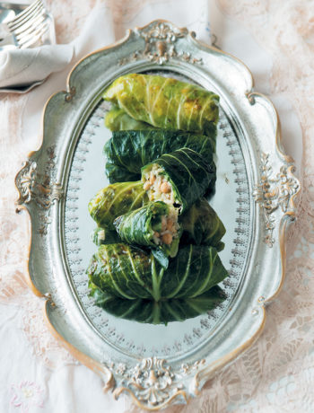 Stuffed cabbage leaves recipe