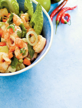 Thai prawn, pawpaw and palm heart salad with a citrus dressing recipe