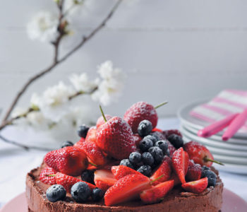 Chocolate-mousse cake with summer berries