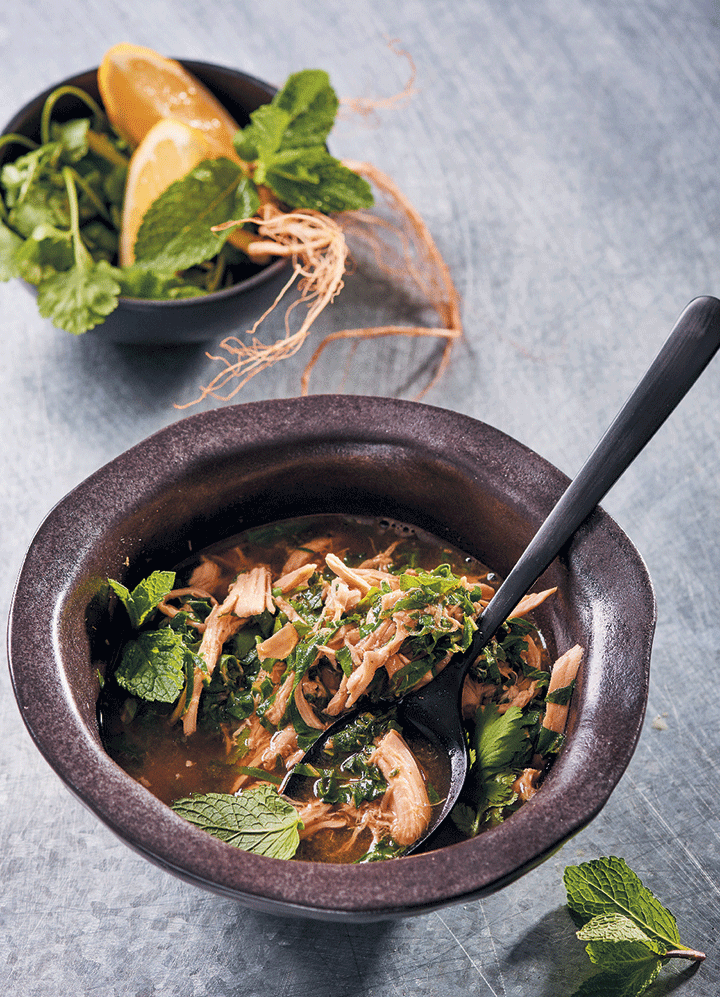 Fragrant nourishing chicken and spinach broth