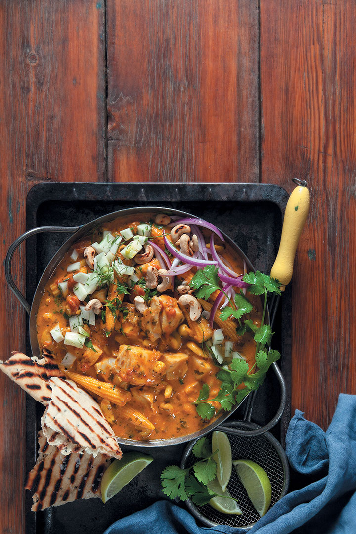 Cashew, coconut and tomato fish curry with fresh fennel salsa and chargrilled naan bread recipe