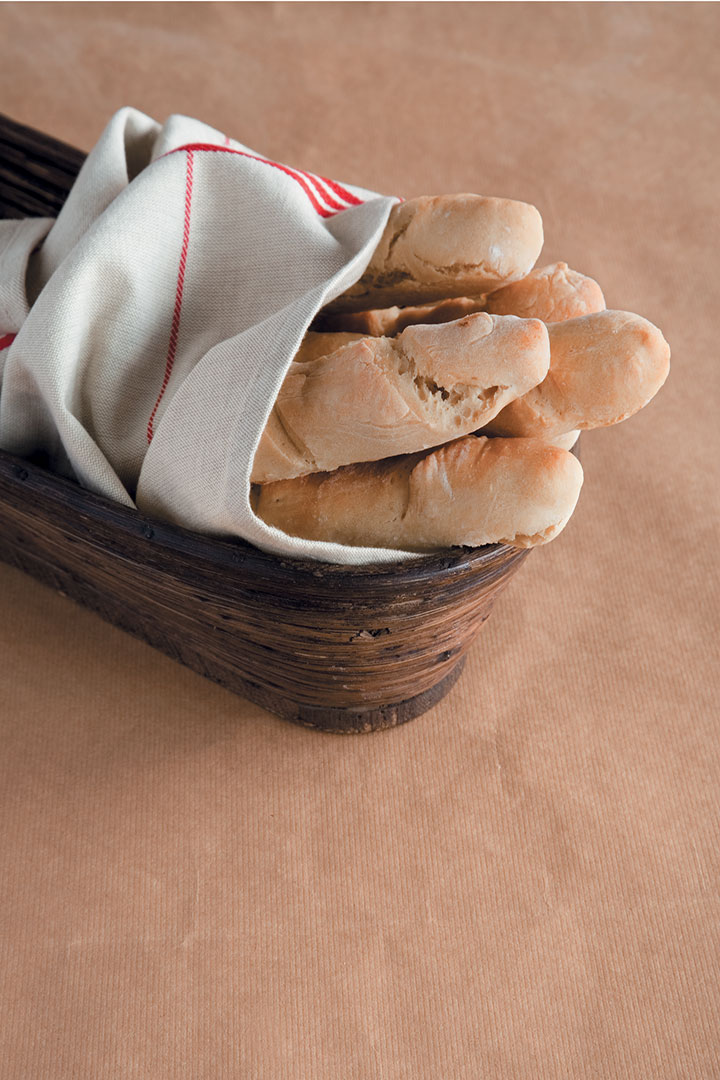 Baguette-style breadsticks recipe