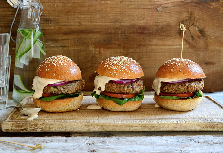 Beef burgers with mushrooms and chipotle mayo