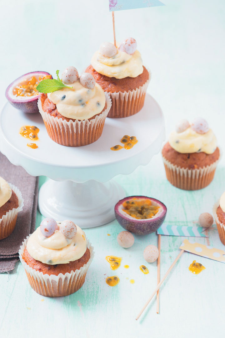 Carrot cupcakes with granadilla, white chocolate and cream cheese icing recipe