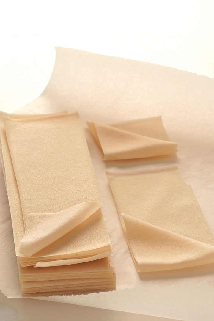 How to fold samoosas