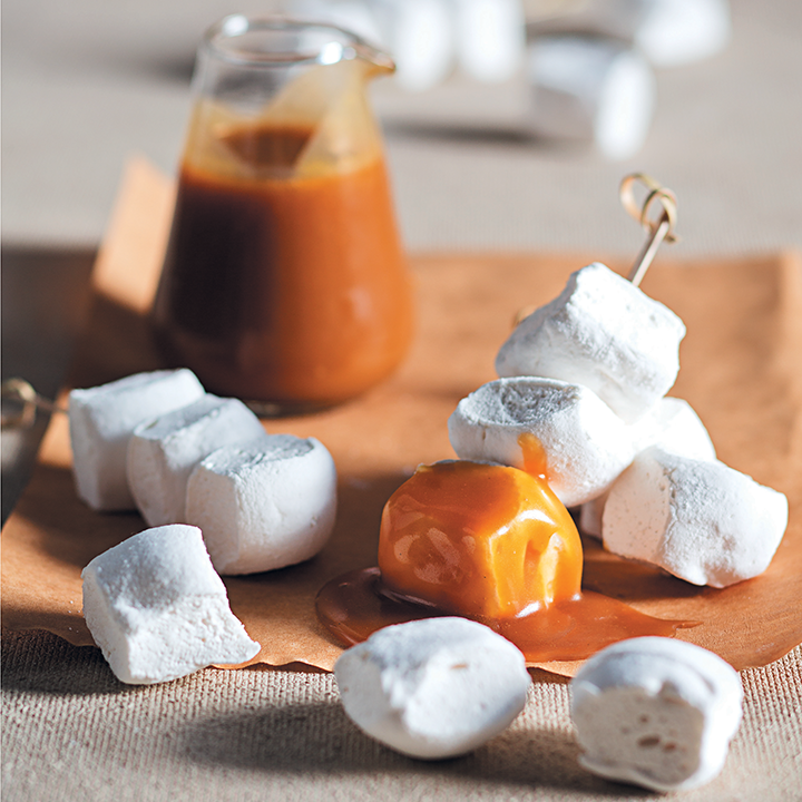 Butterscotch sauce with marshmallows