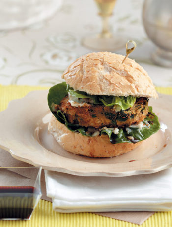 Chickpea and spinach burgers with dolcelatte and pomegranate syrup