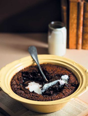 Coffee and chocolate self-saucing pudding