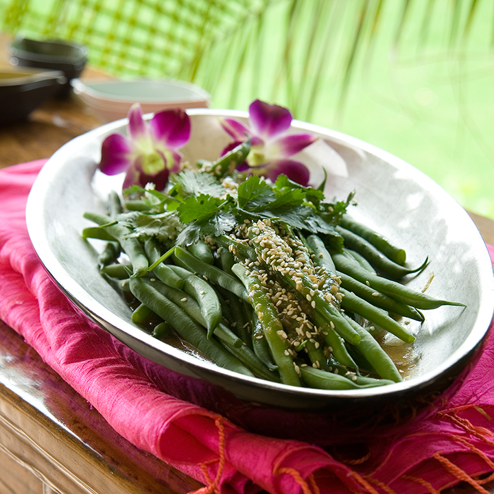 Warm green bean salad with toasted sesame seeds