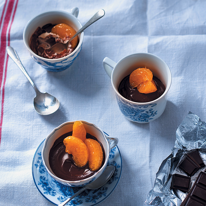 Chocolate crème pots with spice-caramelised naartjies