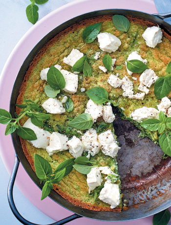 Herbed frittata with goat's cheese and peas