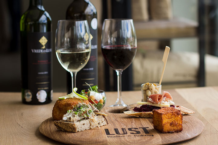 Lust bistro and bakery