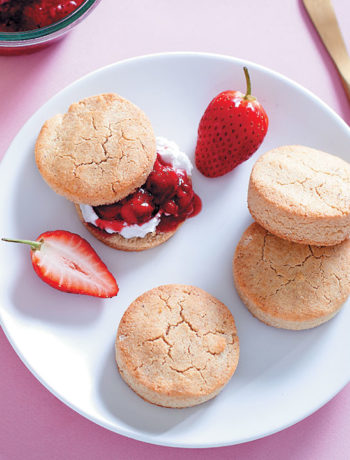 Almond scones with smashed berries