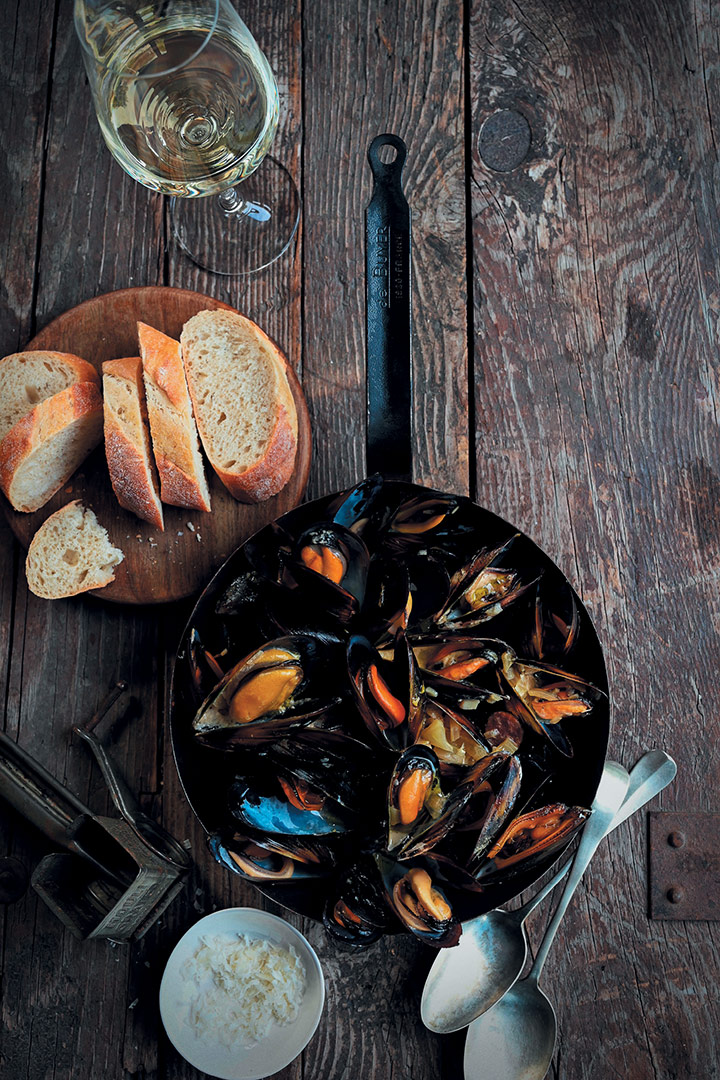 Mussels with Parmesan, fennel and salsiccia