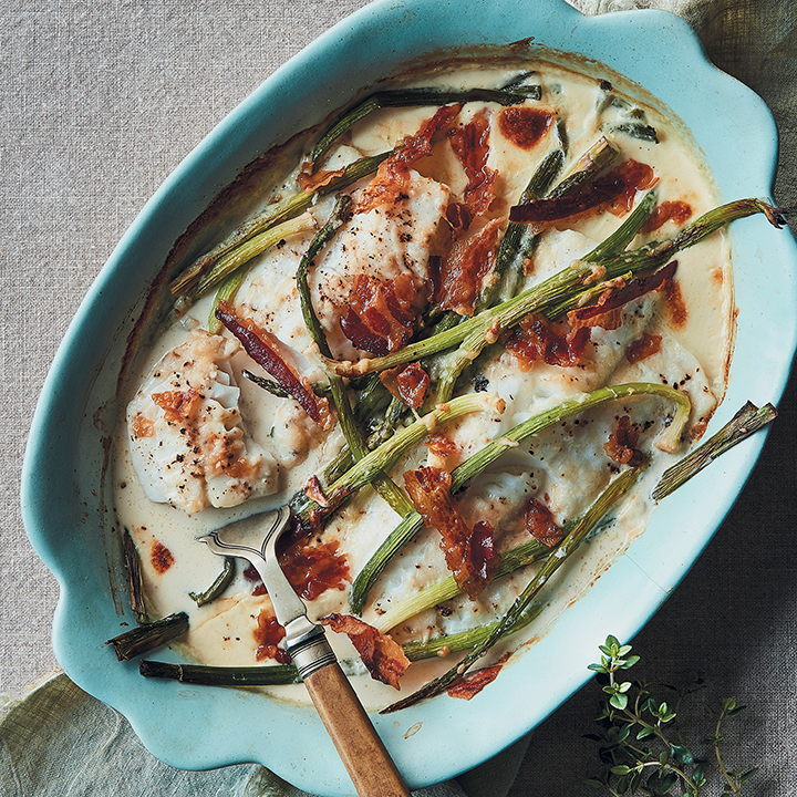 Baked kingklip with creamy leeks and pancetta