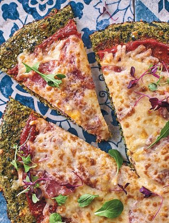 Broccoli and spinach-base pizza