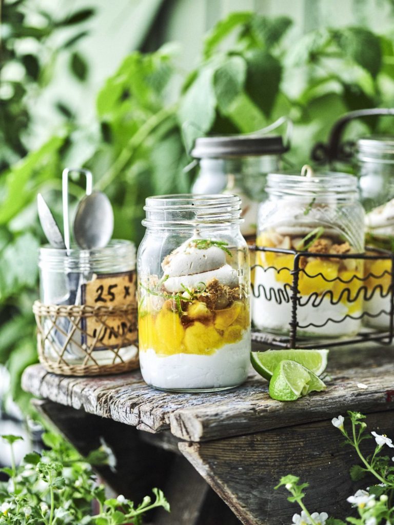 Mango & coconut meringue pots