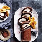 Chocolate roll with caramelised banana