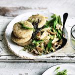 Rice cakes with baby marrow & mushrooms